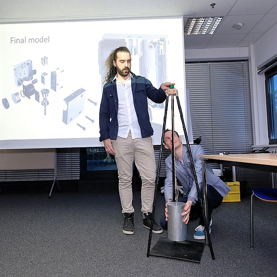 INNOVACE 2018 Gewinnerteam Venlo Demonstration INNOVACE 2018 Gewinnerteam Venlo Demonstration