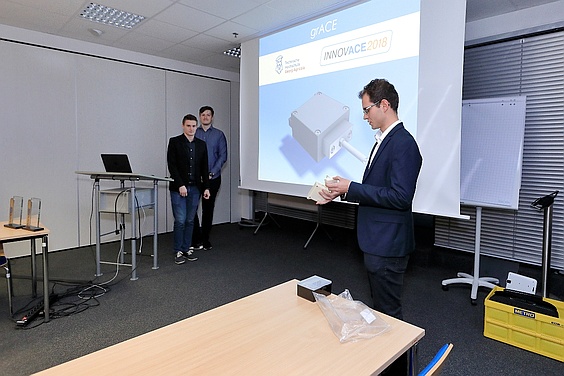 INNOVACE 2018 Gewinnerteam Bochum Präsentation INNOVACE 2018 Gewinnerteam Bochum Präsentation