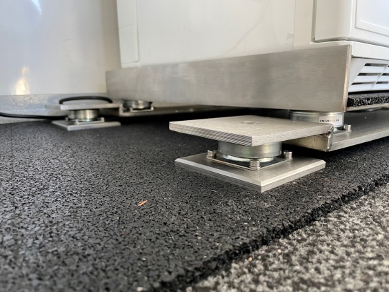 GPS Kühlschrank im Impfmobil